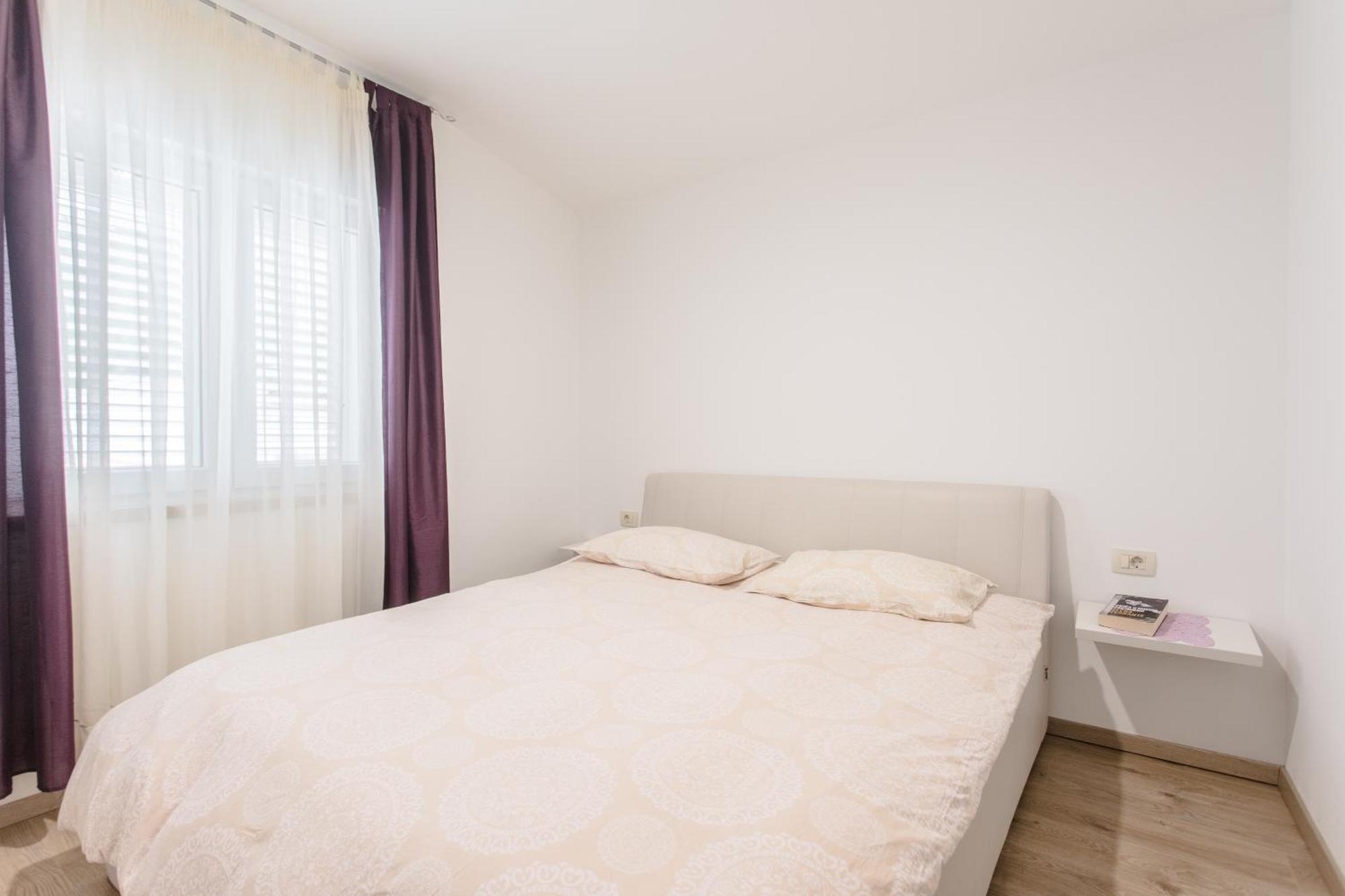 Apartments Kadenca Omis Exterior photo