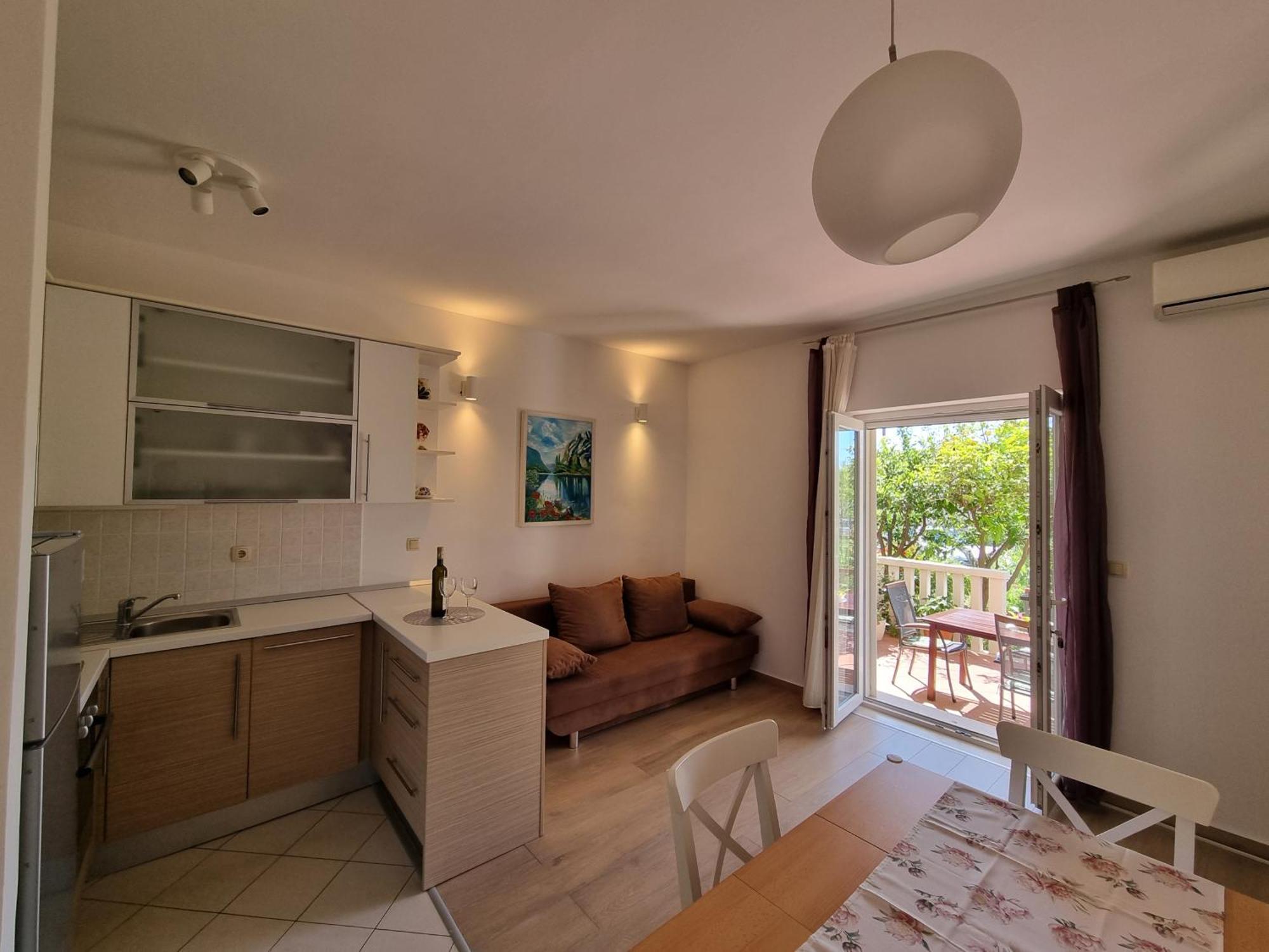 Apartments Kadenca Omis Exterior photo